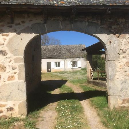 Gite A La Prade Haute Najac Exterior foto